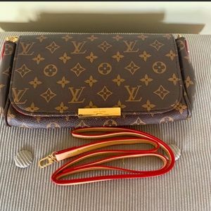 LV CROSSBODY 🤍